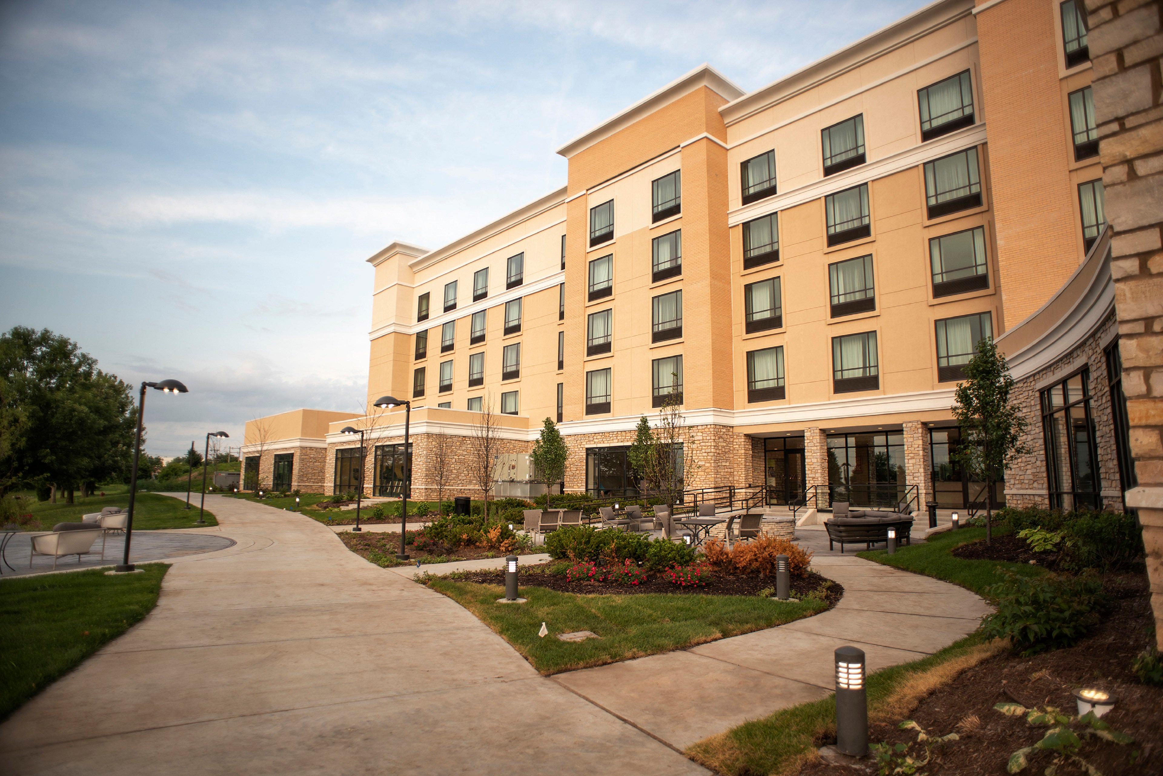 Holiday Inn Hotel & Suites - Joliet Southwest By Ihg Exterior photo